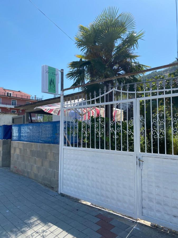 בראט Xho'S Forest Guest House מראה חיצוני תמונה