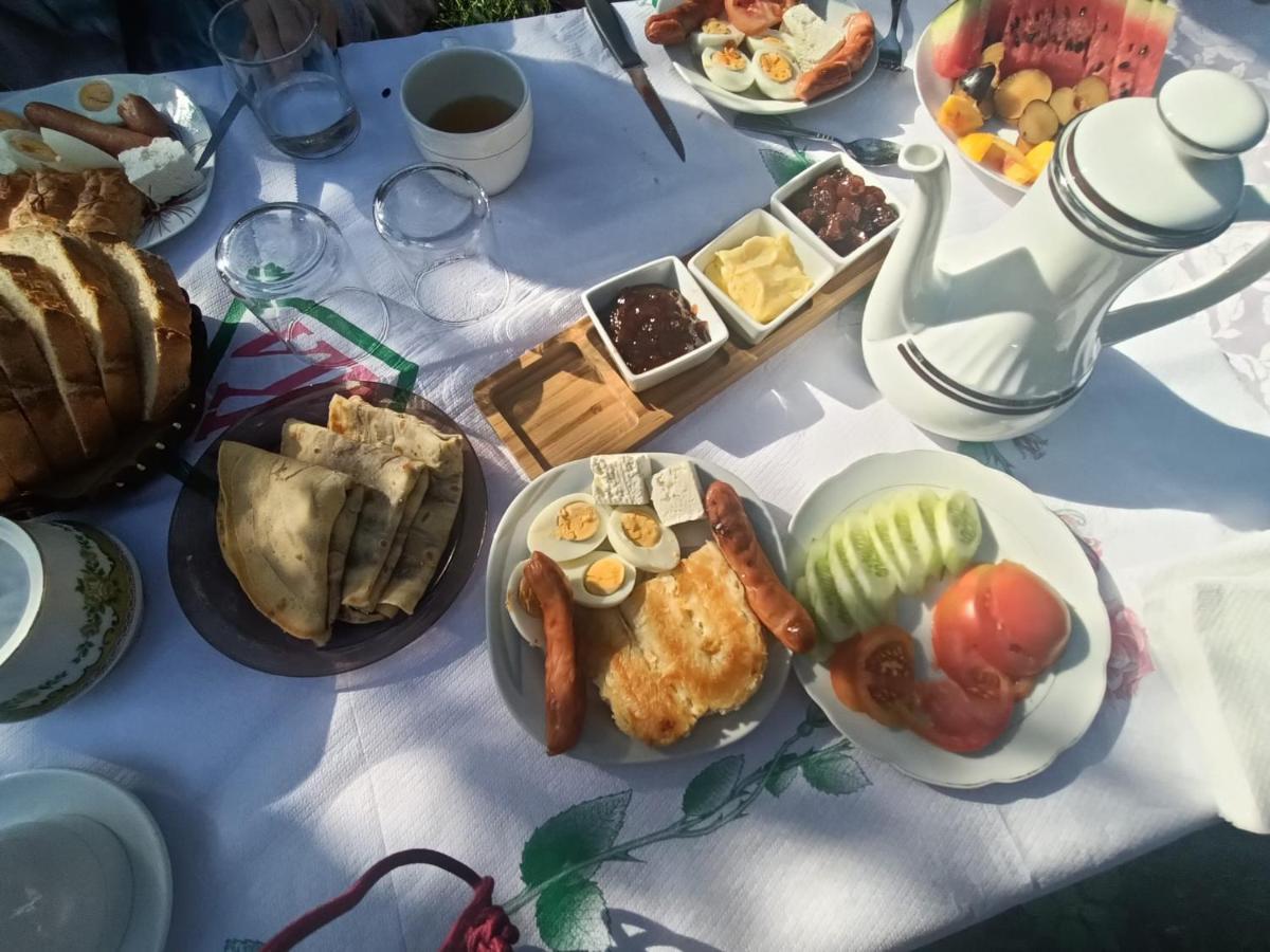 בראט Xho'S Forest Guest House מראה חיצוני תמונה