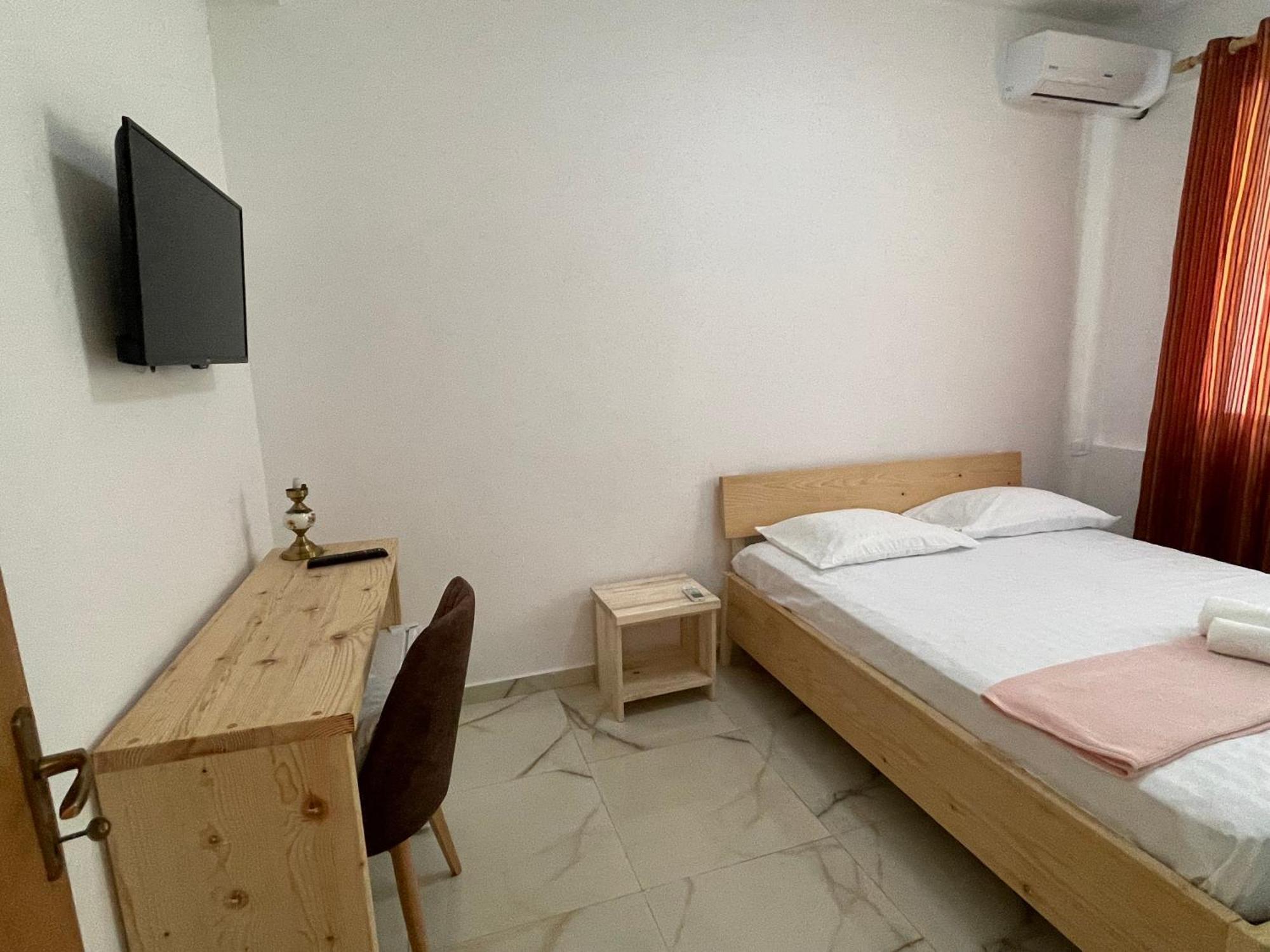 בראט Xho'S Forest Guest House חדר תמונה