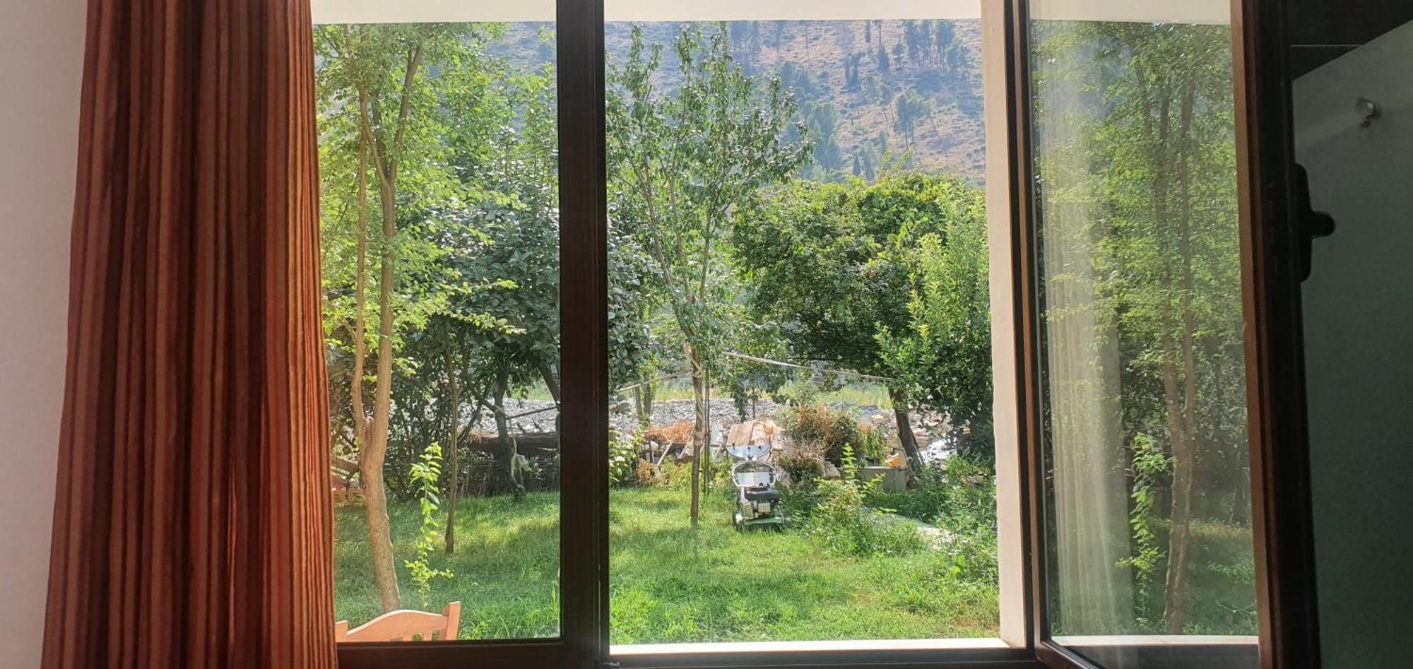 בראט Xho'S Forest Guest House חדר תמונה